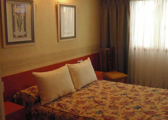Hotel Esmeralda Select